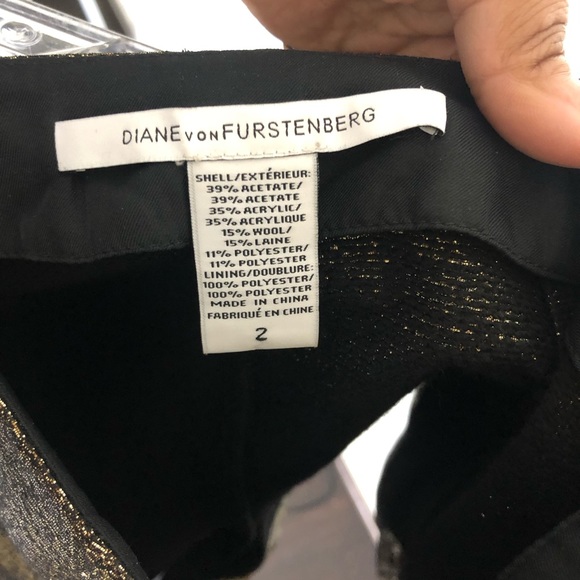 - DVF Gold shimmer high-waisted shorts - Picture 4 of 4